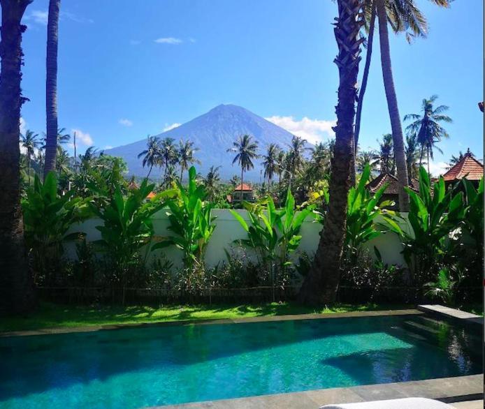 Uhaina Bali Amed